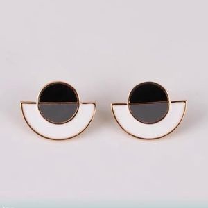 B&w vintage earrings